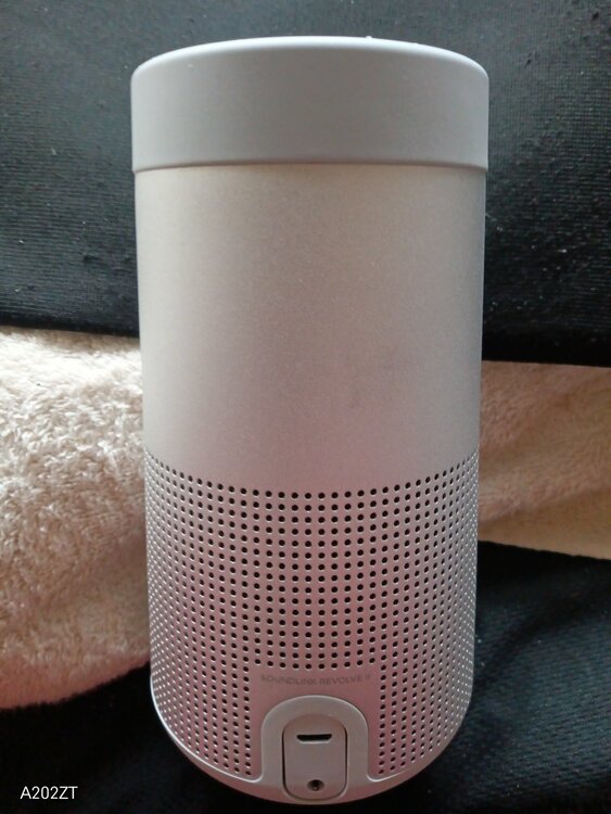 Bose Revolve Ⅱ SoundLink（オーディオ・スピーカー）の商品画像 - 査定依頼日：2026年1月28日 - 最高査定価格：5,000円