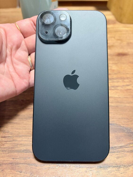 iPhone iPhone 15 256GB SIMフリー（スマホ）の商品画像 - 査定依頼日：2026年7月31日 - 最高査定価格：75,000円