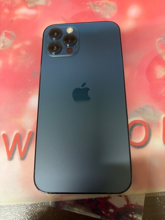 iPhone iPhone 12 Pro 128GB SIMフリー（スマホ）の商品画像 - 査定依頼日：2026年7月17日 - 最高査定価格：30,500円