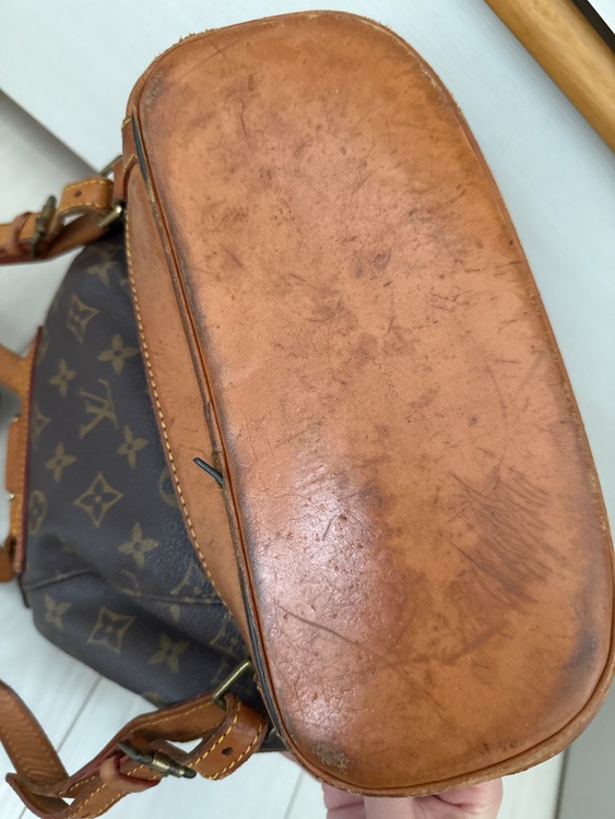 ルイヴィトン モノグラム （ブランドバッグ）の商品画像 - 査定依頼日：2025年10月31日 - 最高査定価格：50,000円