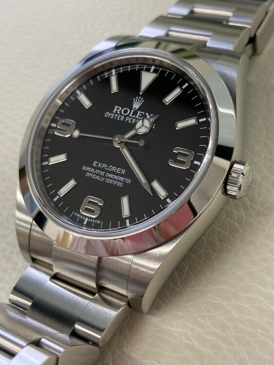 エクスプローラ（高級時計）の商品画像 - 査定依頼日：2024年12月11日 - 最高査定価格：1,100,000円