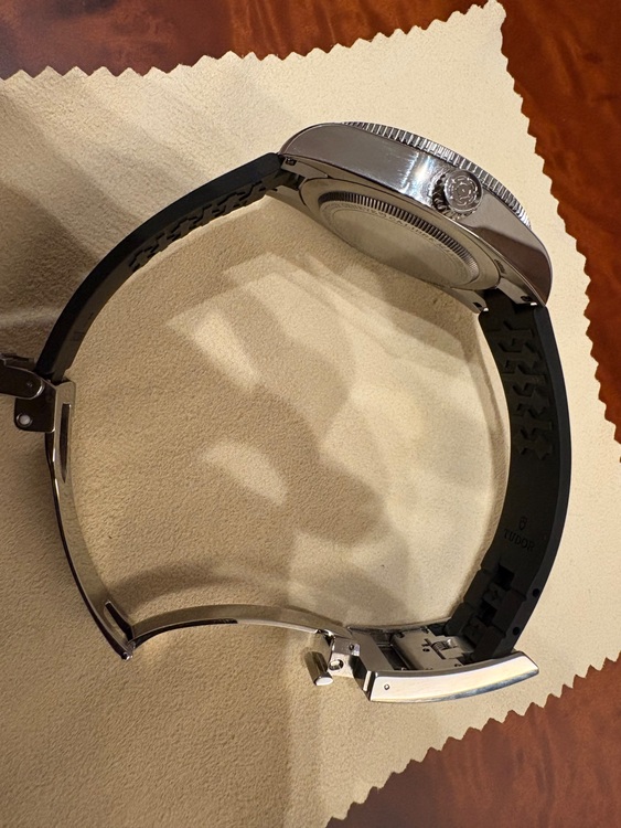 チューダー ブラックベイ （高級時計）の商品画像 - 査定依頼日：2025年11月23日 - 最高査定価格：520,000円