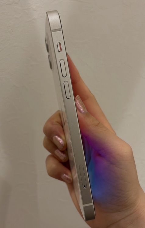 iPhone12 ホワイト（スマホ）の商品画像 - 査定依頼日：2026年5月24日 - 最高査定価格：23,000円