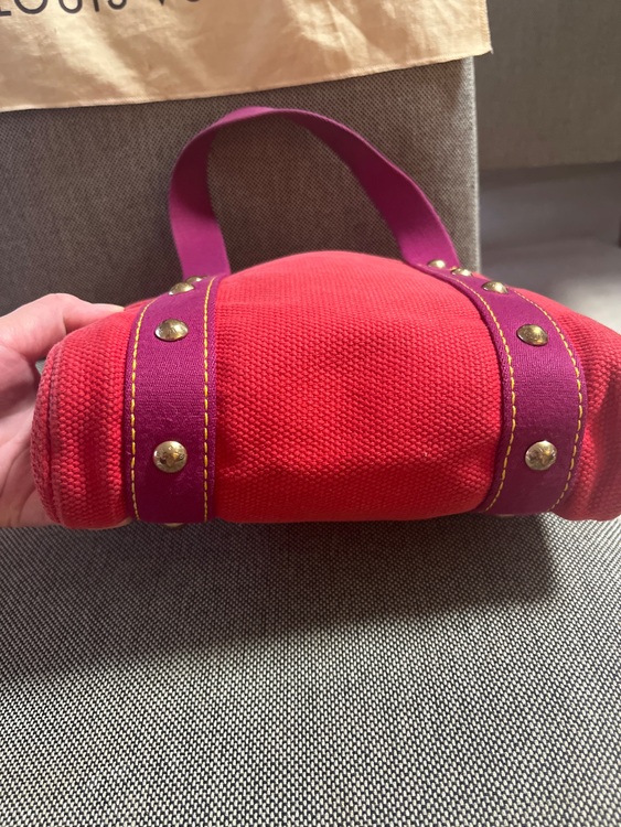 ルイ・ヴィトン アンティグア カバPM ハンドバッグ トートバッグ（ブランドバッグ）の商品画像 - 査定依頼日：2025年7月9日 - 最高査定価格：38,000円