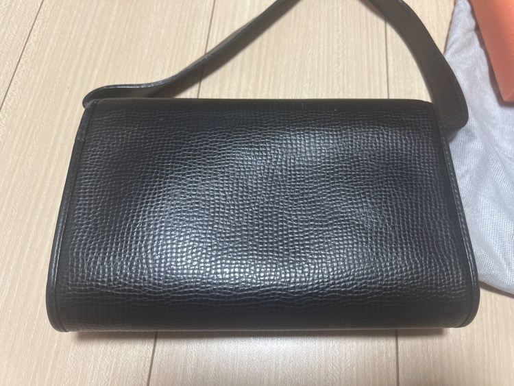 ショルダーバッグ（ブランドバッグ）の商品画像 - 査定依頼日：2026年9月27日 - 最高査定価格：100,000円