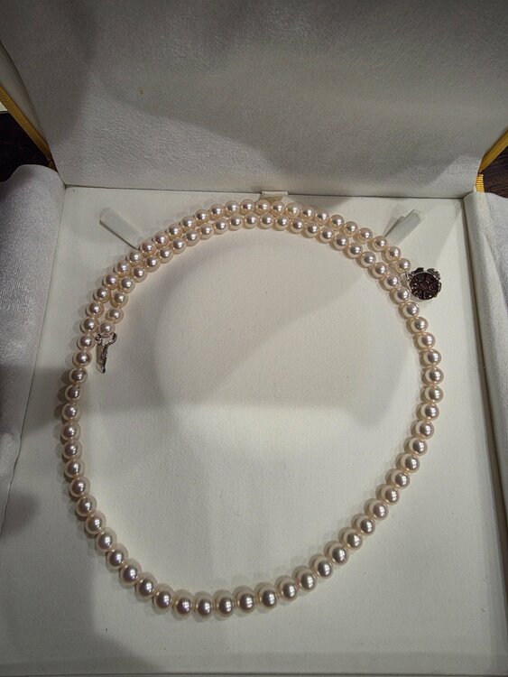 真珠のネックレス（宝石）の商品画像 - 査定依頼日：2026年2月18日 - 最高査定価格：15,000円