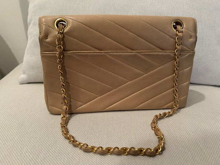 シャネル マトラッセ （ブランドバッグ）の商品画像 - 査定依頼日：2025年3月3日 - 最高査定価格：180,000円