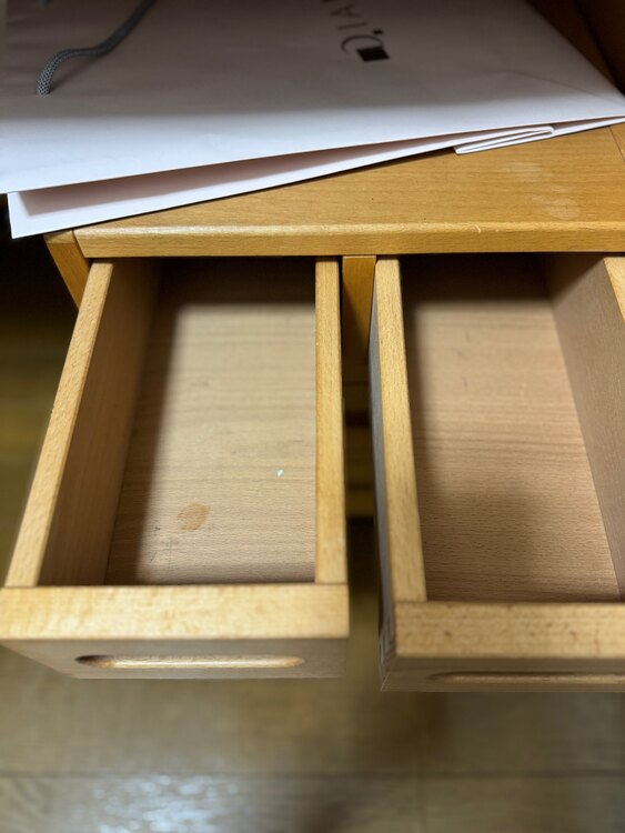 学習机（家具・寝具）の商品画像 - 査定依頼日：2025年5月11日 - 最高査定価格：2,000円