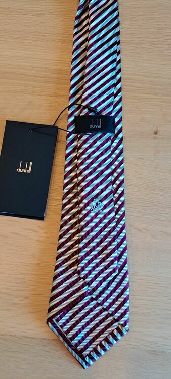 dunhillネクタイ（ブランド財布・小物）の商品画像 - 査定依頼日：2025年7月30日 - 最高査定価格：500円