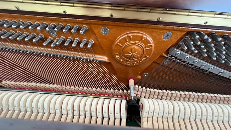 CR121（ピアノ・楽器・PA機材）の商品画像 - 査定依頼日：2026年2月9日 - 最高査定価格：10,000円