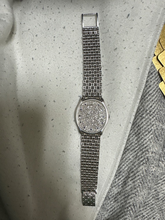 AUDEMARS PIGUET SWISSMADE（高級時計）の商品画像 - 査定依頼日：2025年12月12日 - 最高査定価格：2,000,000円