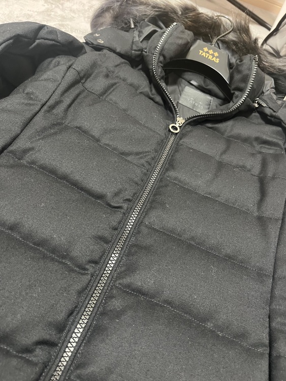 タトラス　ダウン（古着・ファッション）の商品画像 - 査定依頼日：2025年10月25日 - 最高査定価格：25,000円