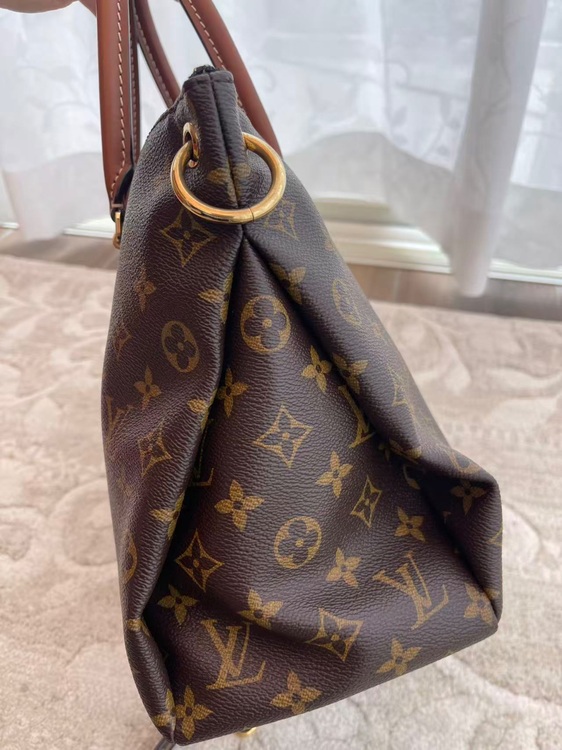 ルイヴィトン モノグラム （ブランドバッグ）の商品画像 - 査定依頼日：2025年9月16日 - 最高査定価格：160,000円