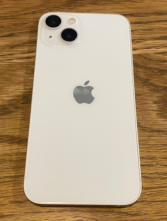 iPhone 13 128GB au（スマホ）の商品画像 - 査定依頼日：2026年4月29日 - 最高査定価格：28,000円