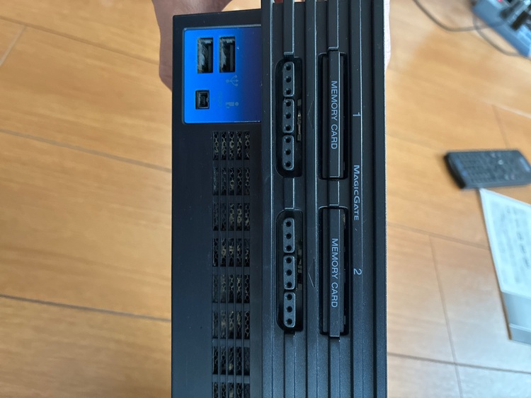 PS2 SCPH-10000（ゲーム機本体・ゲームソフト）の商品画像 - 査定依頼日：2025年11月21日 - 最高査定価格：1,800円