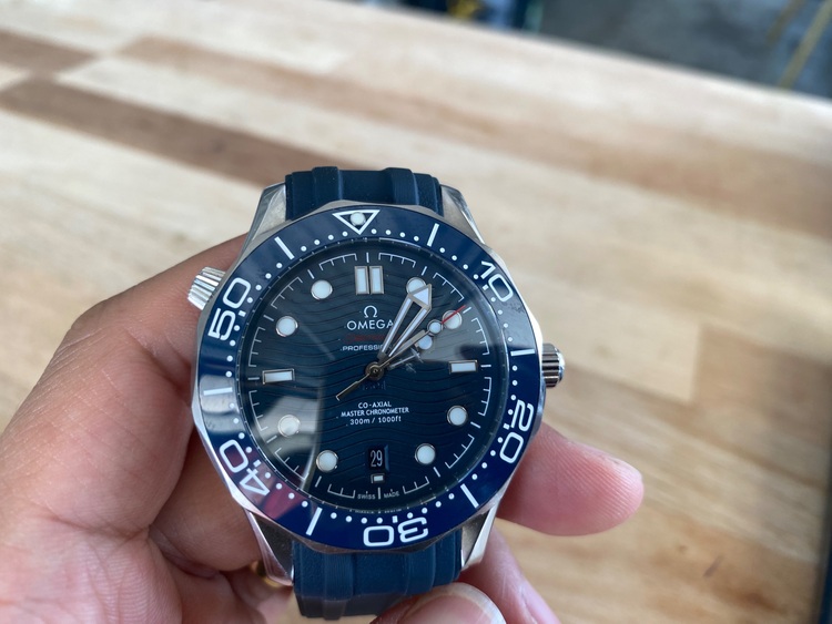 Ô-mê-ga シーマスター 5186586（高級時計）の商品画像 - 査定依頼日：2025年6月29日 - 最高査定価格：500,000円