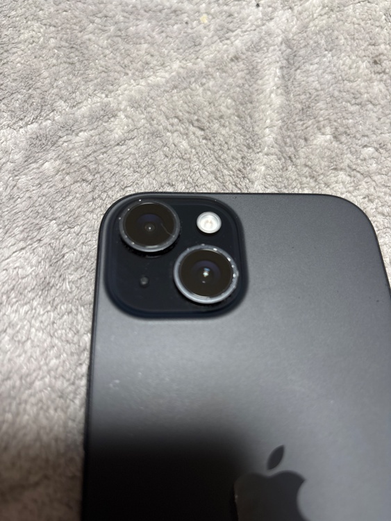 iPhone 15 128GB docomo（スマホ）の商品画像 - 査定依頼日：2026年3月6日 - 最高査定価格：100,000円