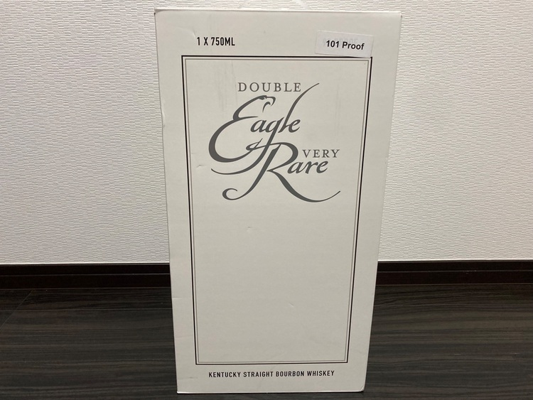 ダブルイーグルベリーレア20年（お酒）の商品画像 - 査定依頼日：2025年9月26日 - 最高査定価格：735,000円