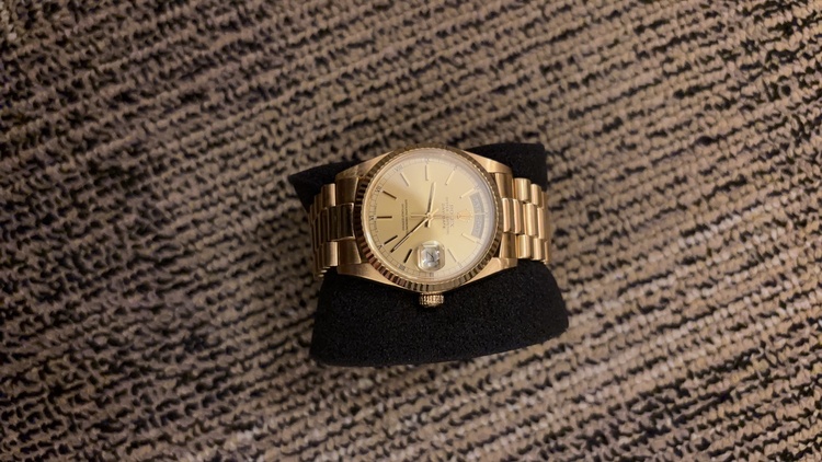 ロレックス デイデイト （高級時計）の商品画像 - 査定依頼日：2026年1月20日 - 最高査定価格：2,880,000円