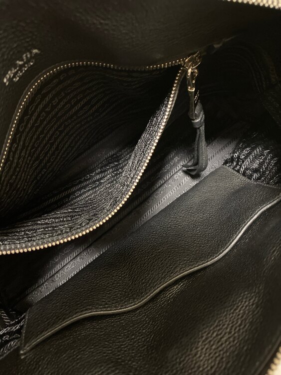 プラダ  （ブランドバッグ）の商品画像 - 査定依頼日：2025年5月31日 - 最高査定価格：120,000円