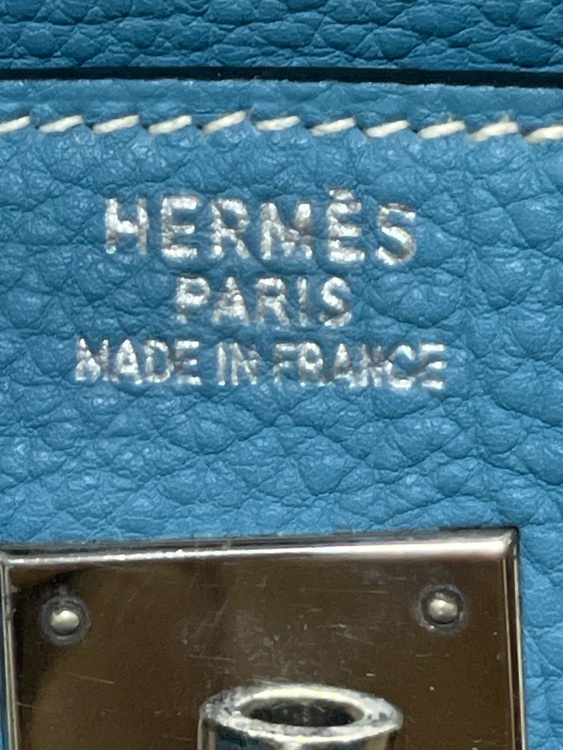 ⬜︎F刻印（ブランドバッグ）の商品画像 - 査定依頼日：2025年6月6日 - 最高査定価格：900,000円