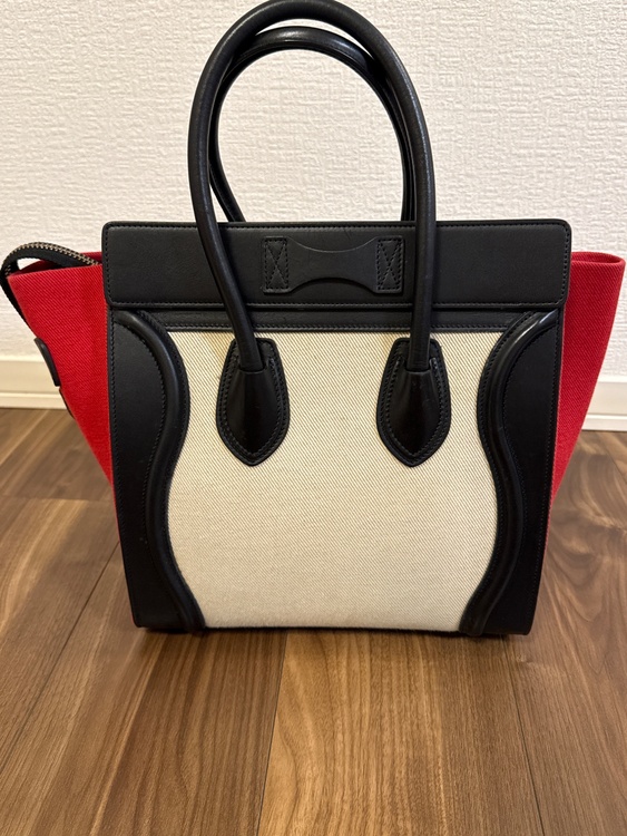 CELINE ラゲージ マイクロショッパー トリコロール 型番：167793（ブランドバッグ）の商品画像 - 査定依頼日：2026年9月1日 - 最高査定価格：100,000円