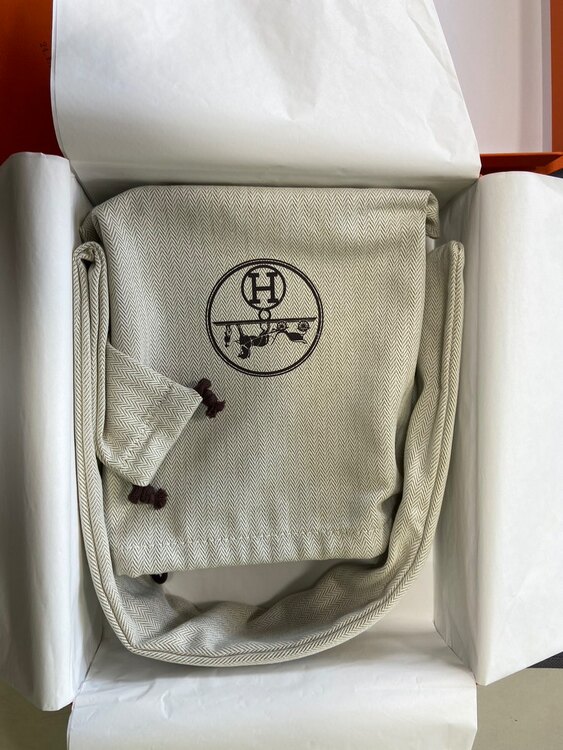 エルメス エブリン （ブランドバッグ）の商品画像 - 査定依頼日：2025年1月24日 - 最高査定価格：380,000円