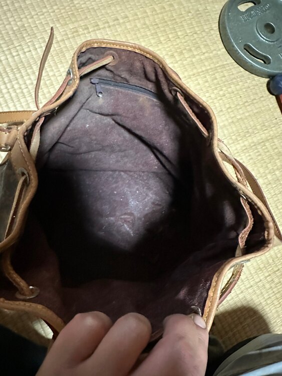 バッグ（ブランドバッグ）の商品画像 - 査定依頼日：2025年5月30日 - 最高査定価格：14,000円