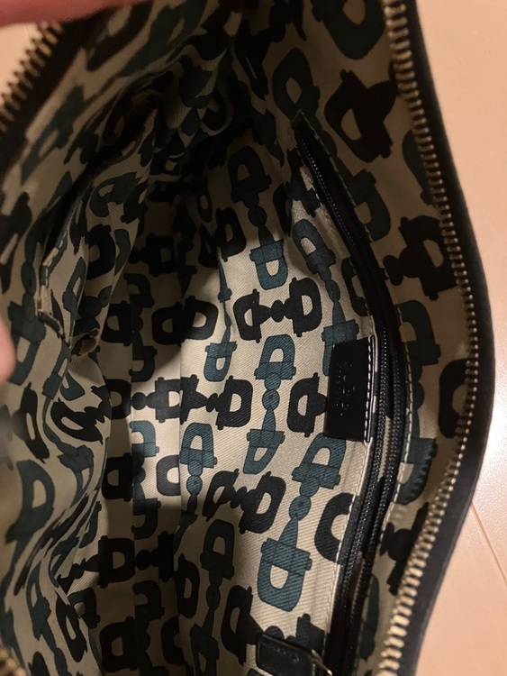 ショルダーバッグ（ブランドバッグ）の商品画像 - 査定依頼日：2025年11月18日 - 最高査定価格：55,000円