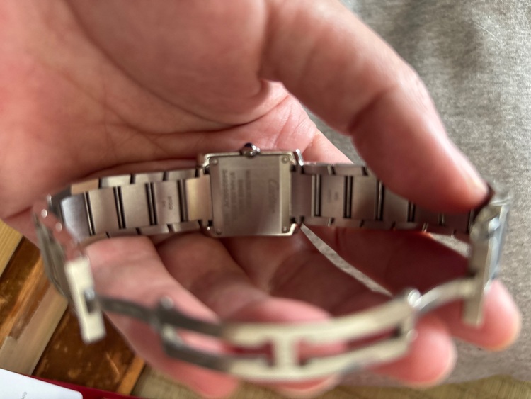 カルティエ タンク w4ta002（高級時計）の商品画像 - 査定依頼日：2025年6月17日 - 最高査定価格：900,000円