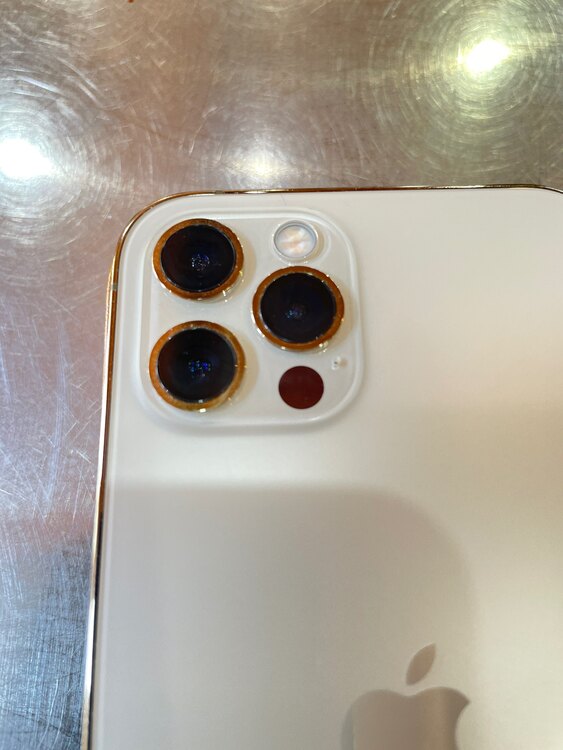 iPhone 12 Pro 256GB Softbank（スマホ）の商品画像 - 査定依頼日：2025年3月14日 - 最高査定価格：36,000円