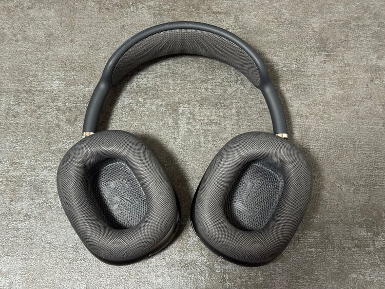 AirPods Max(MGYH3J/A)（オーディオ・スピーカー）の商品画像 - 査定依頼日：2025年5月16日 - 最高査定価格：25,000円