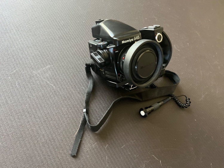 MAMIYA 645PRO（カメラ）の商品画像 - 査定依頼日：2026年5月31日 - 最高査定価格：76,100円