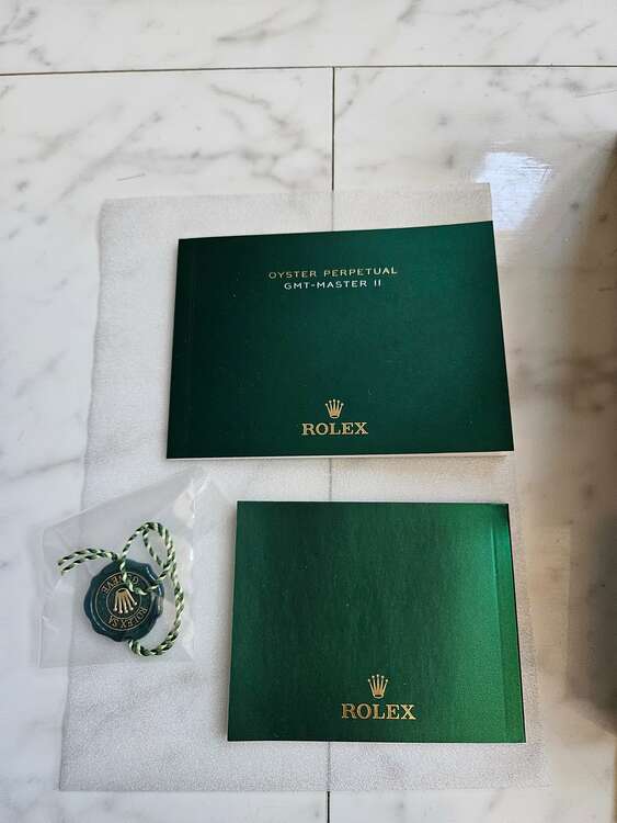 126719BLRO（高級時計）の商品画像 - 査定依頼日：2024年12月20日 - 最高査定価格：5,000,000円