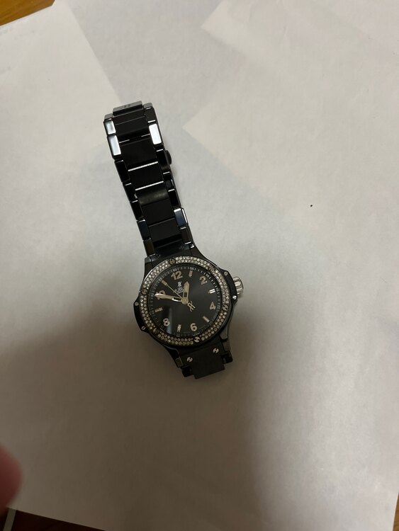 ウブロ ビックバン 361.CV.1270.CM.110（高級時計）の商品画像 - 査定依頼日：2025年4月15日 - 最高査定価格：750,000円