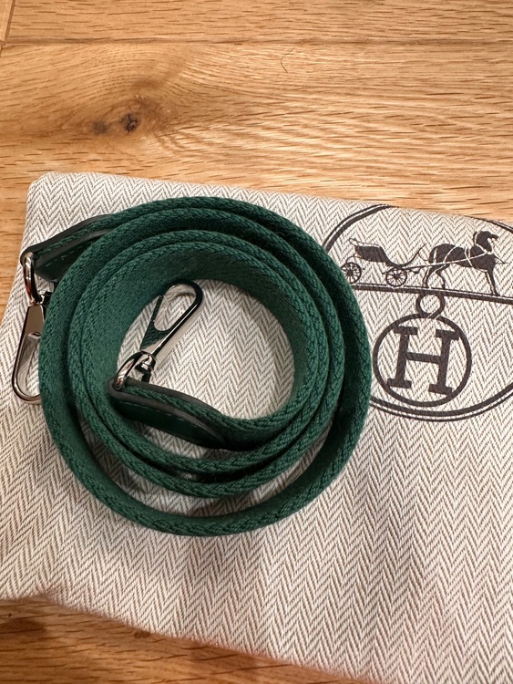 エルメス エブリン （ブランドバッグ）の商品画像 - 査定依頼日：2025年10月18日 - 最高査定価格：340,000円