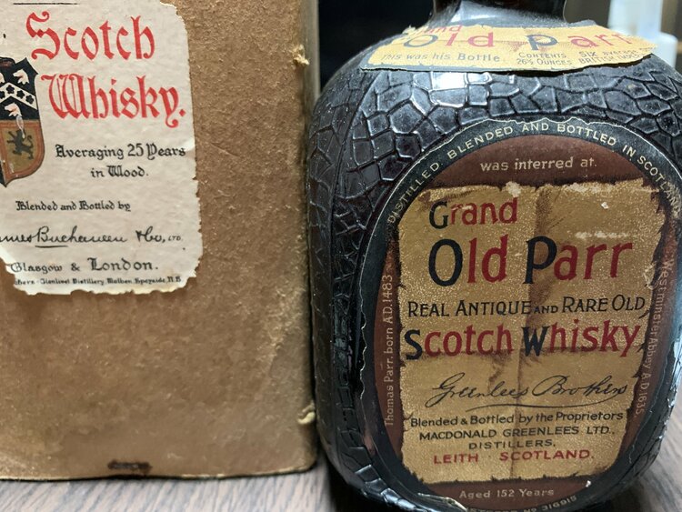１００年前のオールドパー（お酒）の商品画像 - 査定依頼日：2026年2月10日 - 最高査定価格：1円