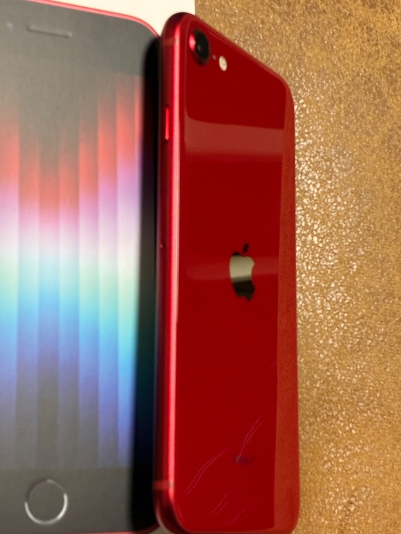 iPhone iPhone SE (第 3 世代) 64GB au（スマホ）の商品画像 - 査定依頼日：2026年8月16日 - 最高査定価格：20,000円