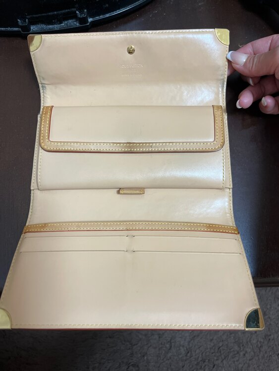 ルイヴィトン マルチカラー （ブランドバッグ）の商品画像 - 査定依頼日：2025年5月1日 - 最高査定価格：7,000円