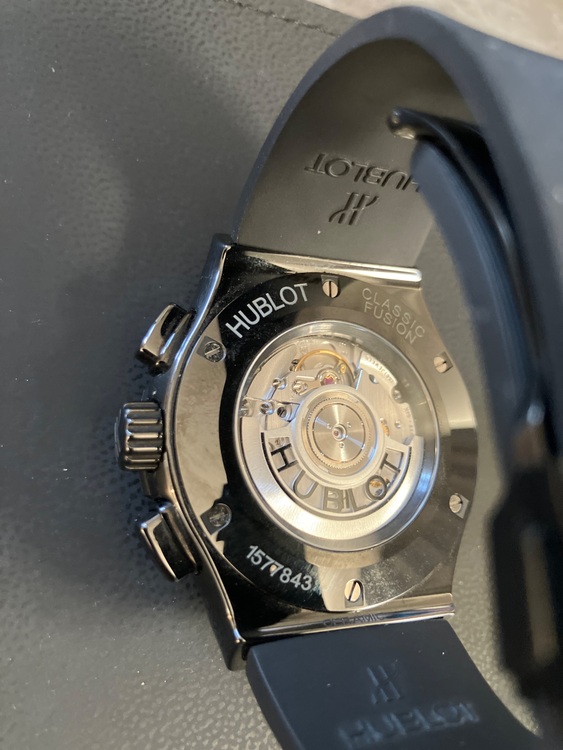 ウブロ クラシックフュージョン （高級時計）の商品画像 - 査定依頼日：2025年11月22日 - 最高査定価格：1,100,000円