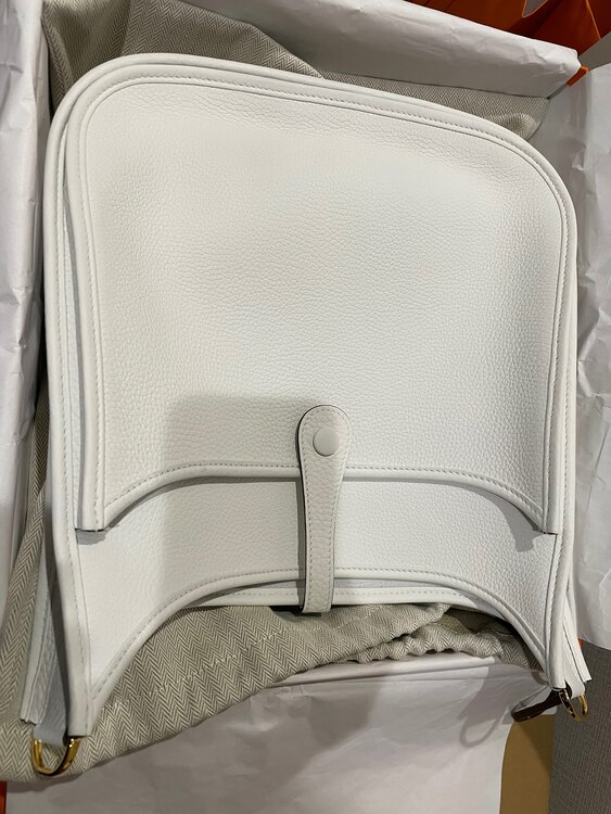 エヴリン　III 29   W刻印（ブランドバッグ）の商品画像 - 査定依頼日：2025年4月22日 - 最高査定価格：460,000円