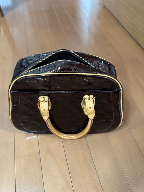 ヴィトン　ヴェルニ（ブランドバッグ）の商品画像 - 査定依頼日：2025年6月8日 - 最高査定価格：70,000円