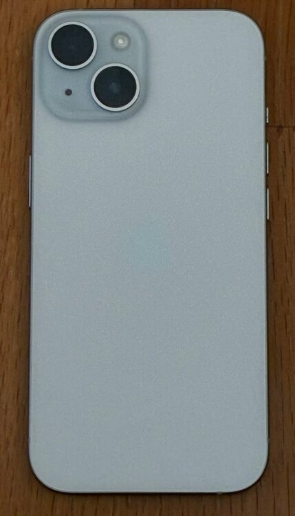 iPhone iPhone 15 128GB SIMフリー（スマホ）の商品画像 - 査定依頼日：2026年6月23日 - 最高査定価格：70,000円