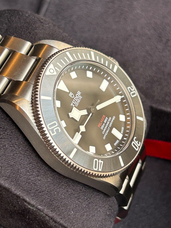 チューダー ベラゴス ペラゴス 39（高級時計）の商品画像 - 査定依頼日：2026年2月11日 - 最高査定価格：520,000円