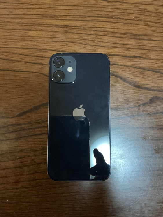 iPhone12mini128GBブラ（スマホ）の商品画像 - 査定依頼日：2026年2月15日 - 最高査定価格：22,000円