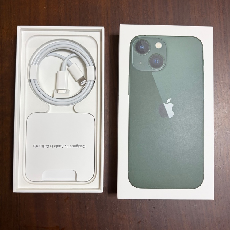 au版 iPhone13 mini 128GB（スマホ）の商品画像 - 査定依頼日：2026年6月2日 - 最高査定価格：23,000円