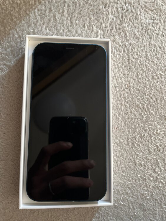 iPhone 12 64GB SIMフリー（スマホ）の商品画像 - 査定依頼日：2025年3月9日 - 最高査定価格：22,000円