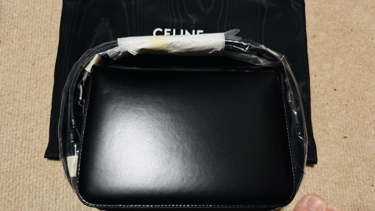 トリオンフ　ショルダーバッグ　シルバー金具（ブランドバッグ）の商品画像 - 査定依頼日：2025年12月23日 - 最高査定価格：230,000円