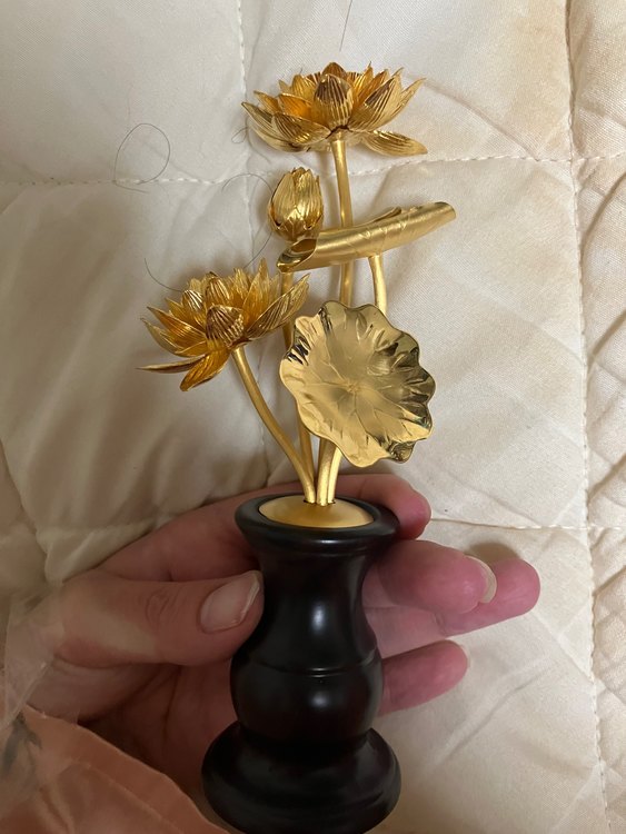 仏具(花)（金・貴金属）の商品画像 - 査定依頼日：2023年11月14日 - 最高査定価格：5,000円