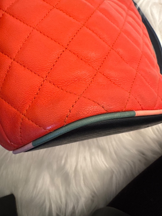 ハンドバッグ（ブランドバッグ）の商品画像 - 査定依頼日：2026年3月6日 - 最高査定価格：160,000円